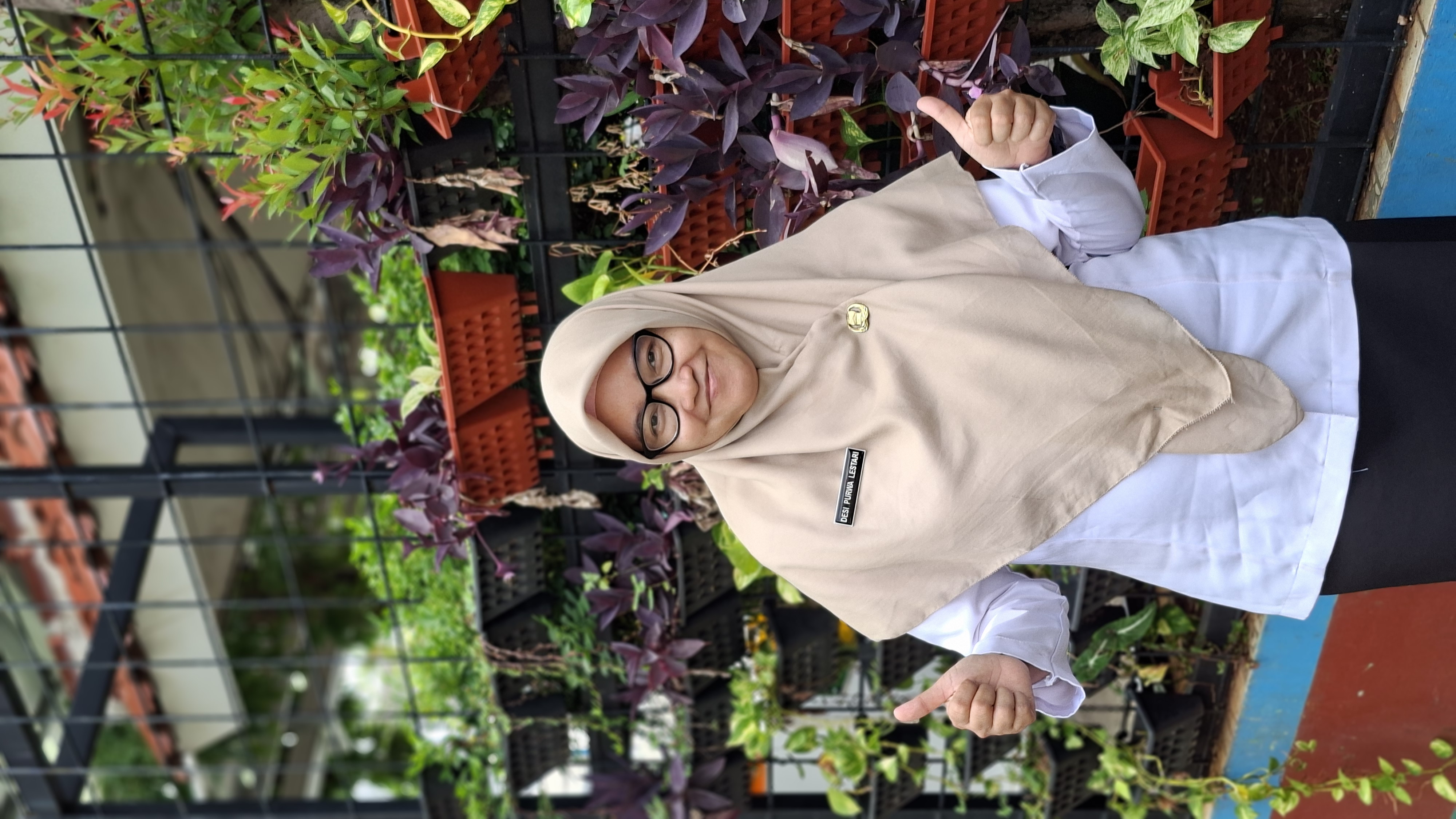 Desi Purwa Lestari, S. Pd